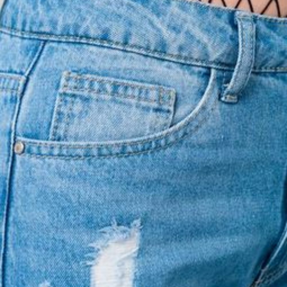 Light Washed Ripped High Waisted Jeans - Picture 4 of 7